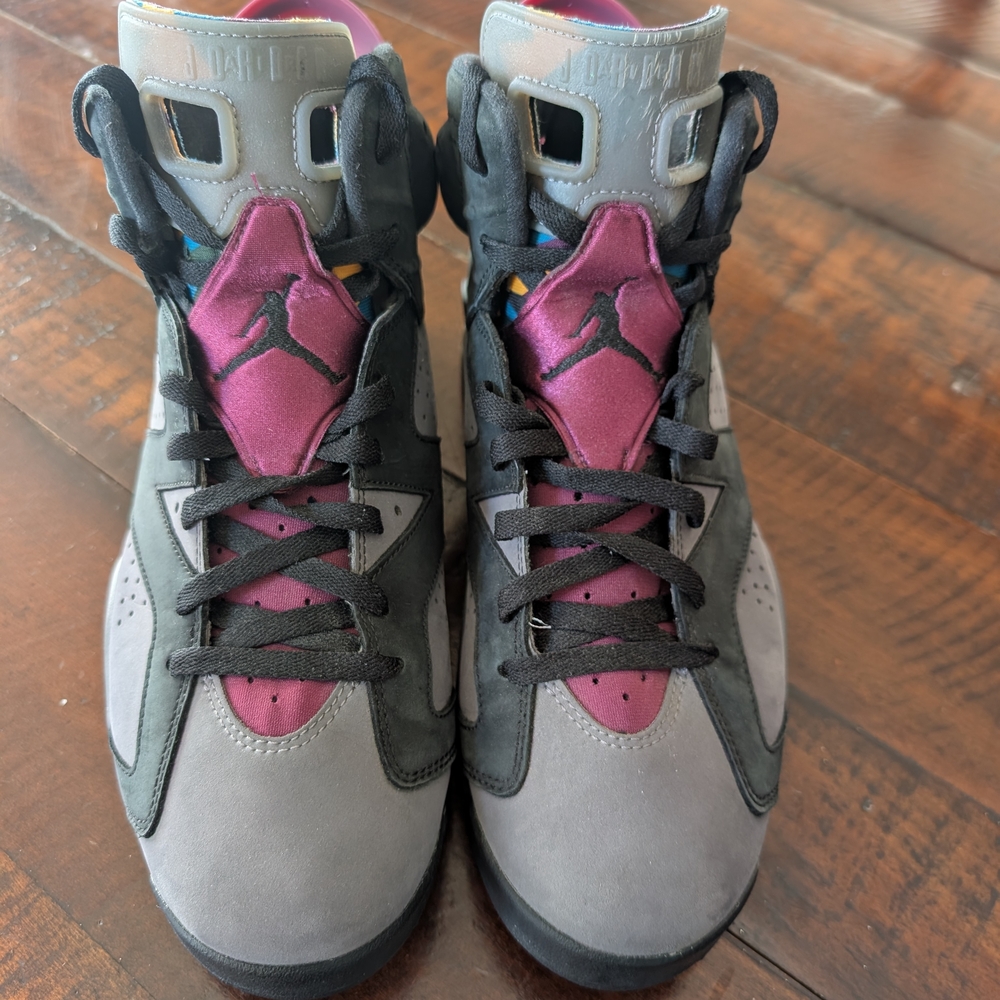Bordeaux Jordan Sneakers - Gray and Pink
